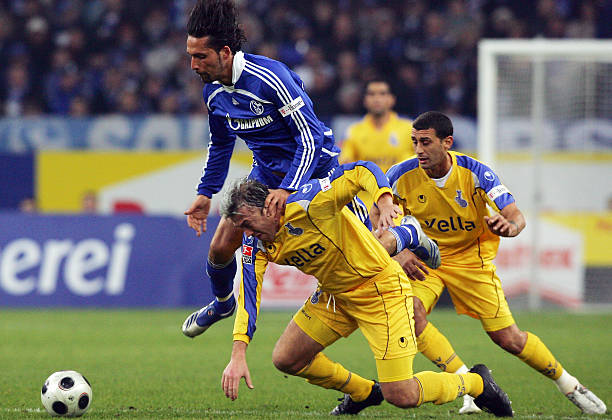 烈竞争中 烈竞争中