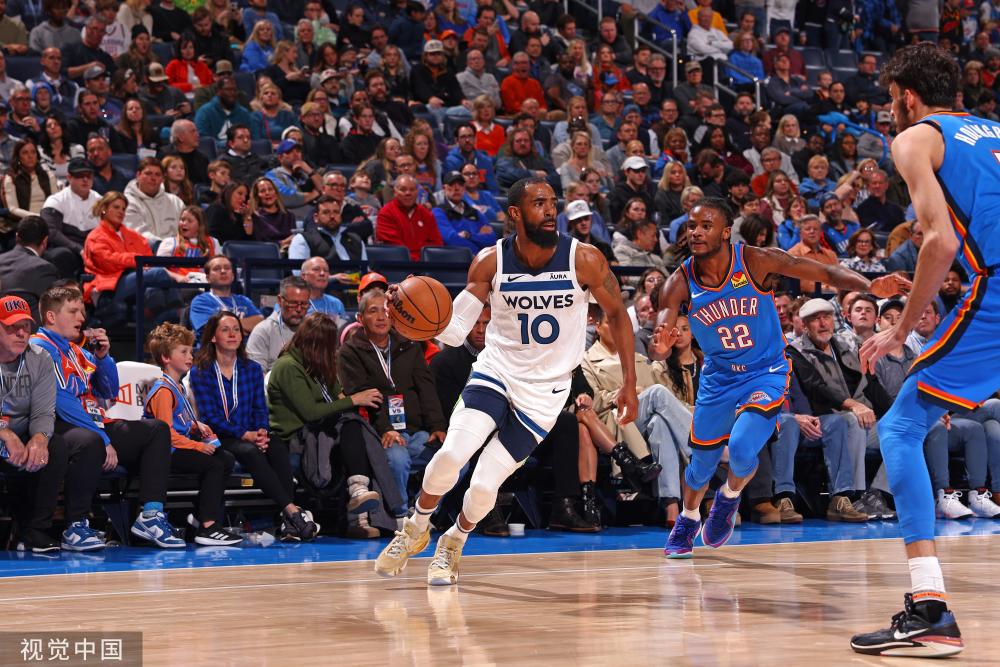 在这里面临 在这里面临