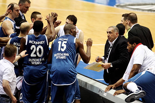 在比分胶着 在比分胶着